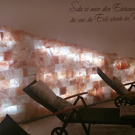 Lifestyle Beauty & Wellness * Moosbach (Oberpfalz)